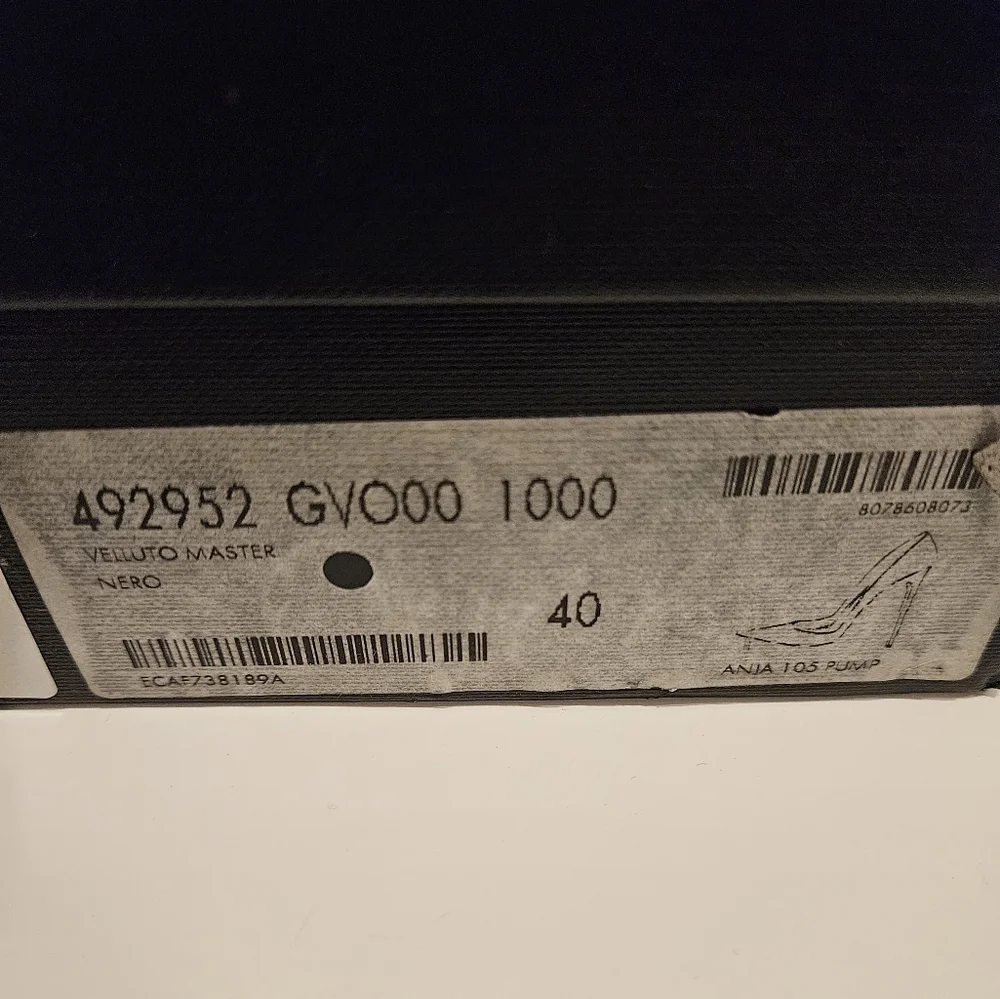 Woman's Saint Laurent Anja Pump - Picture 6 of 6